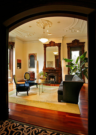 Mansion on Delaware